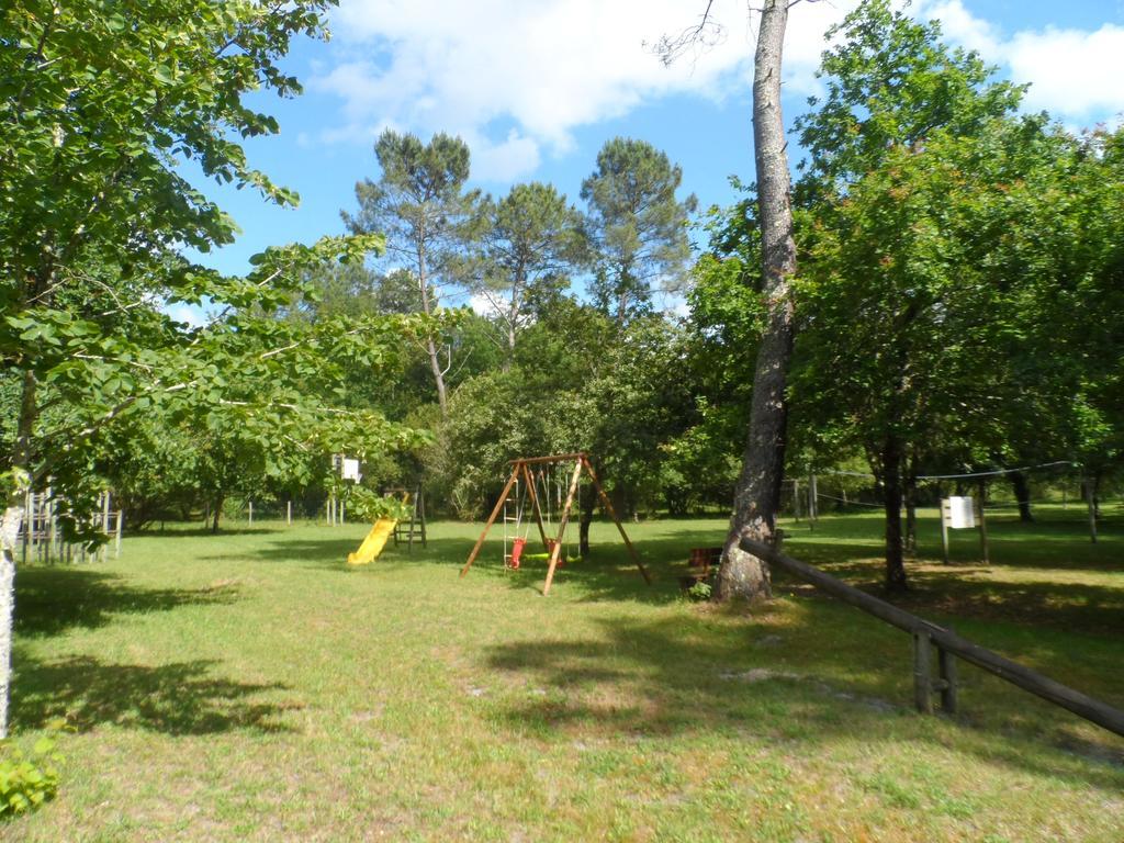 Les Chalets Du Gelat, Nature Et Calme Noaillan Exterior photo